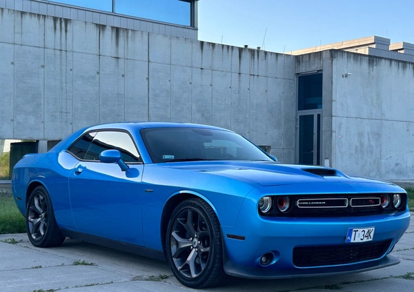 Dodge Challenger cena 125000 przebieg: 45000, rok produkcji 2019 z Lublin małe 79